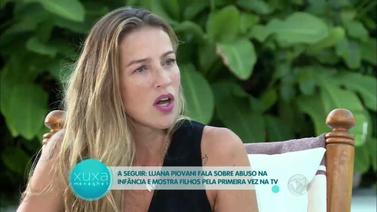 agconquista's tweet photo. Luana Piovani vai falar sobre polêmicas e mostrar os filhos pela primeira vez na TV #XuxaNaRecord https://t.co/A5KDECKiZC