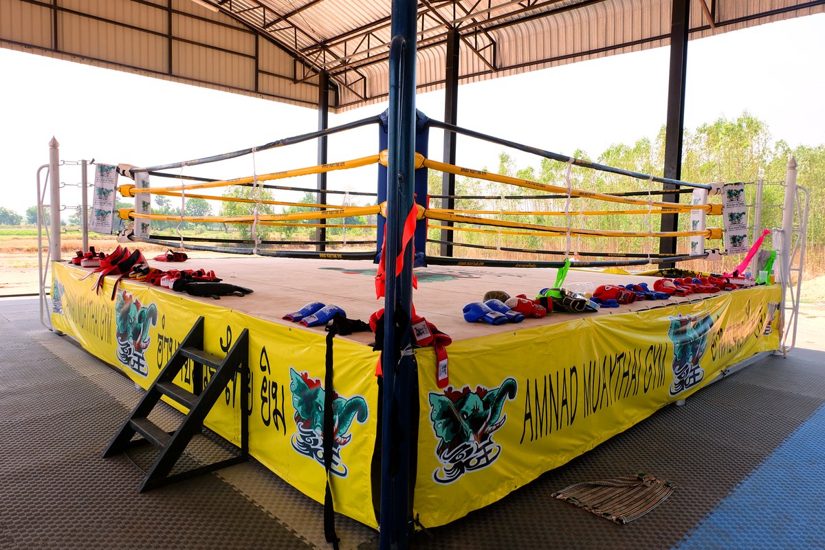 boxing_stuff's tweet photo. AMNAD MUAYTHAI GYM @Korat

#MuaythaiGym #Gym #Boxing #Gym https://t.co/2aKhAGNPxn