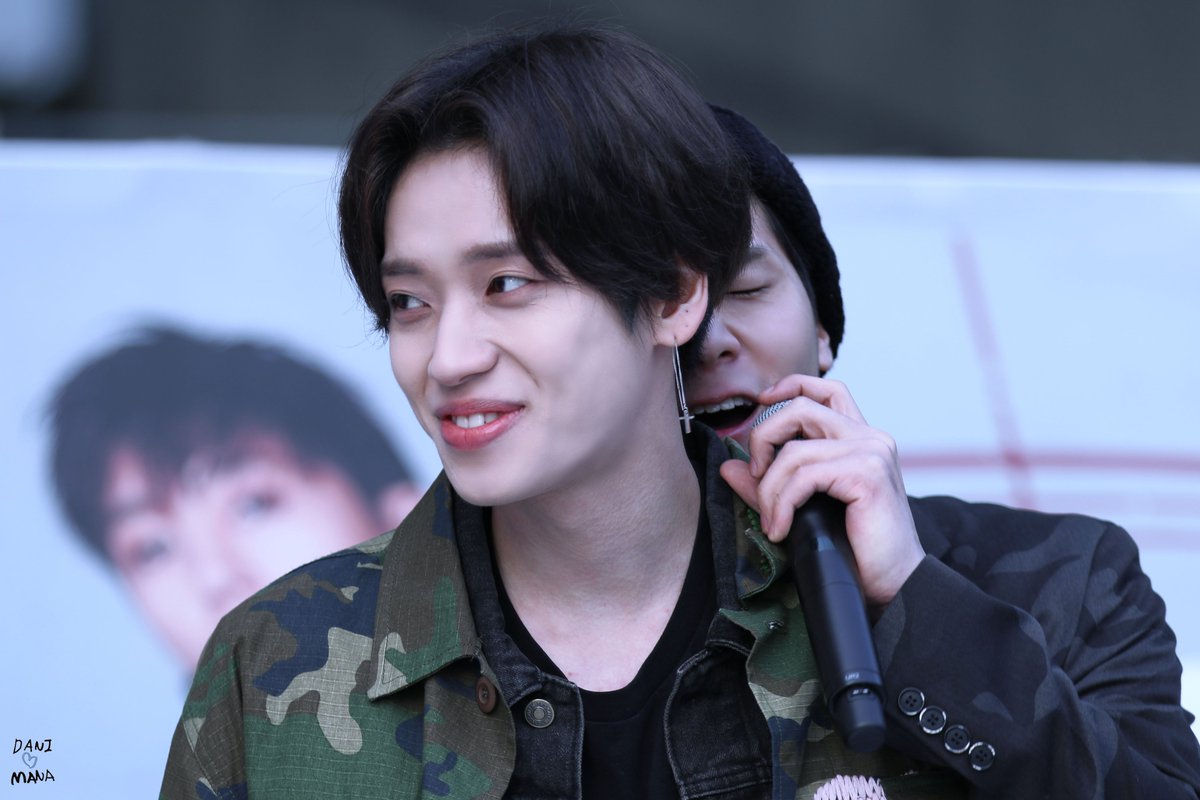 160327 릴리즈이벤트 다이바씨티 ⑨  #틴탑 #니엘 #캡  <a href="/TEEN_TOP/">틴탑(TEEN TOP)</a>
imgur.com/FPxTBsp
imgur.com/EsWWBo8