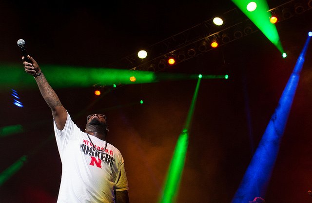 News: @jocelynmusic17 in latest <a href="/SofarOmaha/">Sofar Sounds Omaha</a> video; Photos of <a href="/TPAIN/">Theodore</a> at UNL Spring Concert: hearnebraska.org/feel-tight-ree…