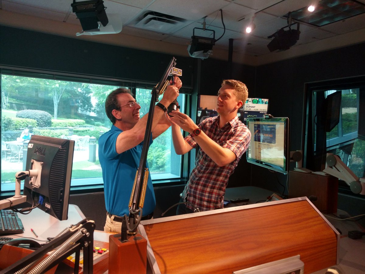 Live show is about to start and @JoelLarsgaard and <a href="/ClarkHoward/">Clark Howard</a> are fixing the mic. NBD!