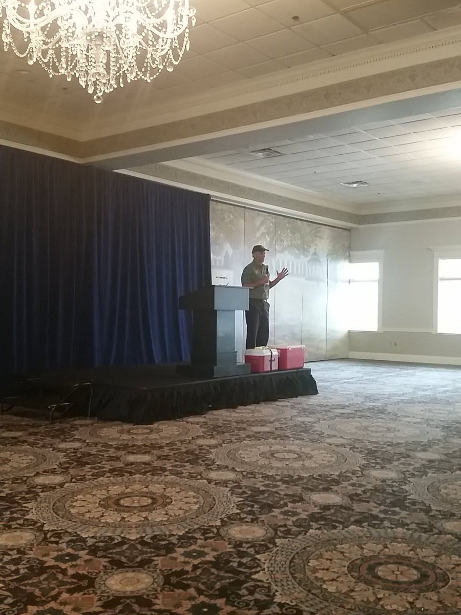 choosedeerfield's tweet photo. @CincinnatiZoo's @ThaneMaynard entertaining @madechamber 2nd Annual Luncheon #experiencesmade #zoonique https://t.co/Qiv0Cqy0cn
