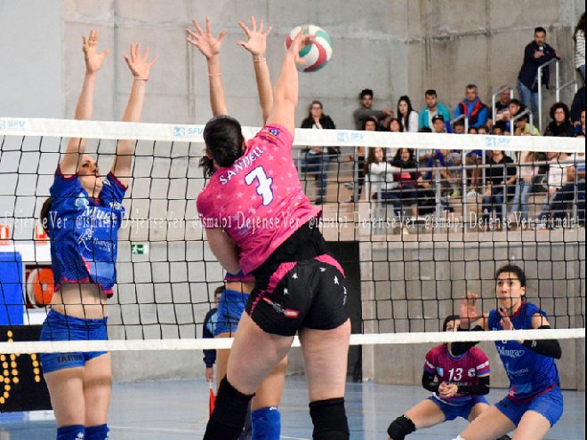 Dejense Ver tweet media