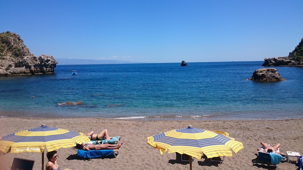 LidoLaPigna's tweet photo. @taorminaislife limpido anche il #mare @InfoSicilyIt @ilovesicilies @siculissimo  @Sizilien_DE @I__Love__Italy https://t.co/RovqpfZ3Oc