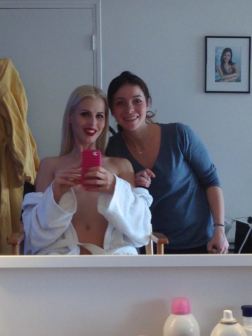 Last year's backstage shoot for @deskbabes @Desktop_Girl @Virtua_Girl :-) https://t.co/Xp21DUL6Pk<a class="tags" href="/tag/deskbabes">@deskbabes</a><a class="tags" target="_blank" title="On Twitter" href="/?out=eyJ0eXAiOiJKV1QiLCJhbGciOiJIUzUxMiJ9.eyJpYXQiOjE3MjEyNjg3NzgsImlzcyI6InR3cG9ybnN0YXJzLmNvbSIsIm5iZiI6MTcyMTI2ODc3OCwiZXhwIjoxNzUyODA0Nzc4LCJyZWRpcmVjdF91cmwiOiJodHRwczovL3R3aXR0ZXIuY29tL0Rlc2t0b3BfR2lybCJ9.Fi0TBqFepUeZtpS2Bd8PUZ1eldfiTSW_R6VJQXpRcFSNM5rD0u4kJ4L29fxBd_hcoW_Ofowoc51GfS5YJEuoDA">@Desktop_Girl</a><a href="/tag/anal"class="tags"><span>#anal</span></a><a href="/tag/dildo"class="tags"><span>#dildo</span></a><a href="/tag/lynnasexworld"class="tags"><span>#lynnasexworld</span></a>