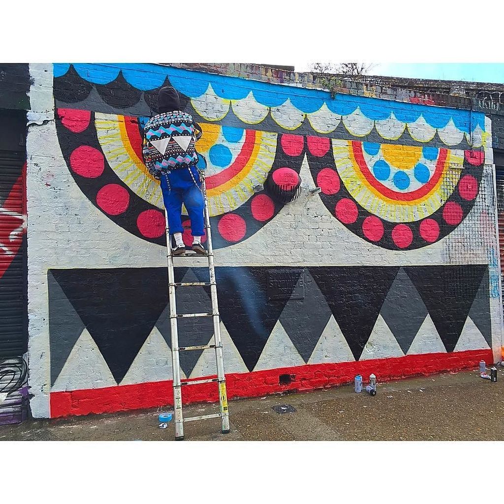 StArtEverywhere's tweet photo. Monster features WIP... 🎨👹❤️⭐️👀 #streetart #streetartlondon #mural #wip #hellomasagon #shoreditch by nicbut https://t.co/MctEiL3we0