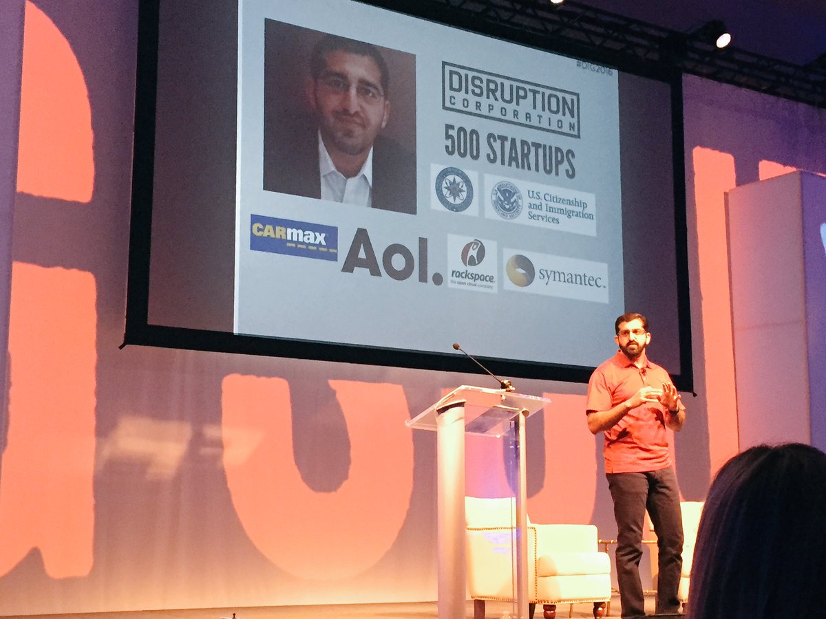 SiliconHbrMag's tweet photo. #1 way to build a company? Watch how other companies are doing it in other cities - @paulsingh #dig2016 #startups https://t.co/min4CuWx9N