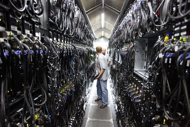 bandruss's tweet photo. For the #ITInfrastructure w/ everything, choose the tool that automates anything: #Vityl https://t.co/lrhbewj8RP https://t.co/KGUKXZC55D