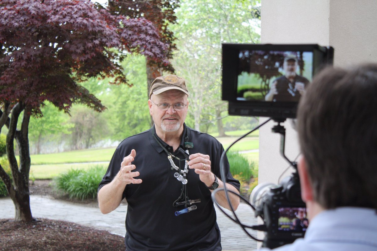 Ducks_TV's tweet photo. Buck Gardner filming calling tips for next season's shows. Watch them on @PursuitChannel starting in July. @BGCalls https://t.co/pkIQ5vuc8r