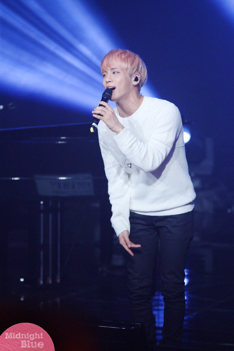 160426 ‪‎Jonghyun‬ @ MBC Live Concert - Blue Night Cg-Si-RWMAABoyf