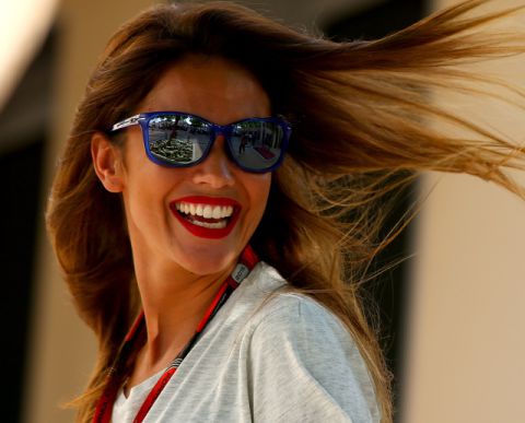 TokenersEN's tweet photo. ¡¡¡Se filtran los cachés de Lara Álvarez, Cristina Pedroche o Pilar Rubio!!! https://t.co/EcA9Hs08vI 💰 #alookinando https://t.co/nmSJwSTKsu