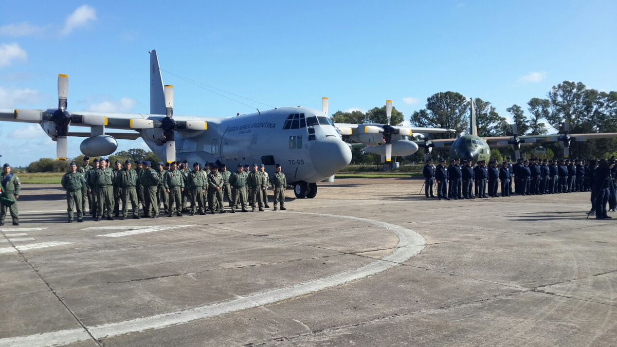 Boletín de noticias de los C-130 Hércules - Página 33 Cg-YifCWwAADhfQ