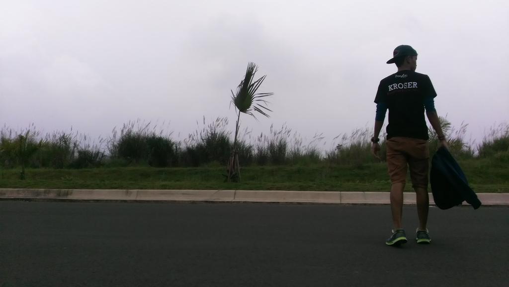 Candid pake 👕 pertama dari <a href="/_Krosboi_/">Krosboi</a> nyaman yuk yg mau bisa whatsapp ke 089627317078 atau mention ke @RKustansyah