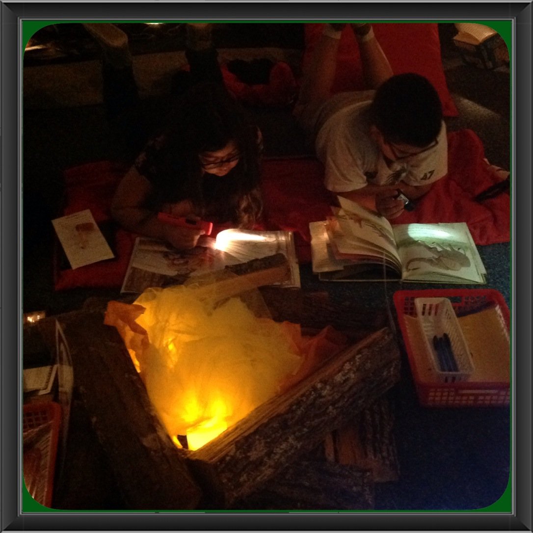 Flashlight reading in fourth. #Campreadalot @rountreerr  bit.ly/LiPix-App