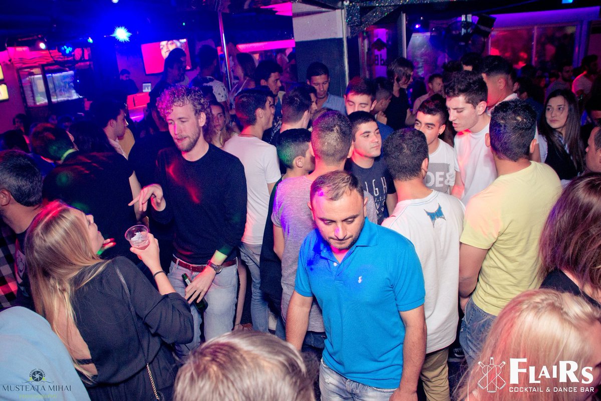 FlairsBarPaphos's tweet photo. #241allnight #paphos #theonlywayisflairs #buiestbar #hen #stag #wedding #party https://t.co/Uz9FrrbAo1