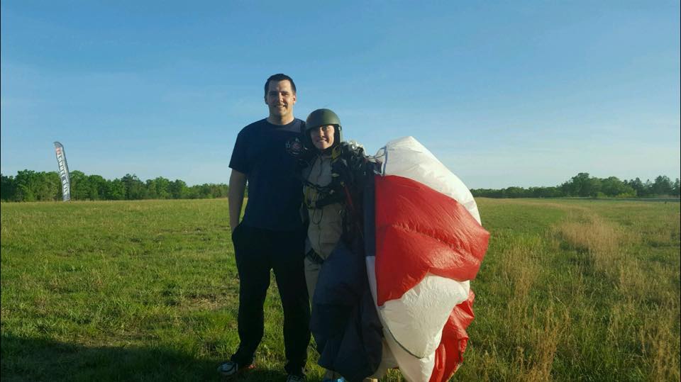 Married couple Richard &amp; Lea our newest #Skydiving AFF grads at Musiccityskydiving.com This could be you #Nashville