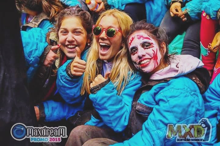 MxdOlavarria's tweet photo. #BuenDíaParaVos que en el mes de Octubre vas a vivir la temporada temática Zombie, al mejor estilo #TheWalkingDead https://t.co/mQacg2gD7w
