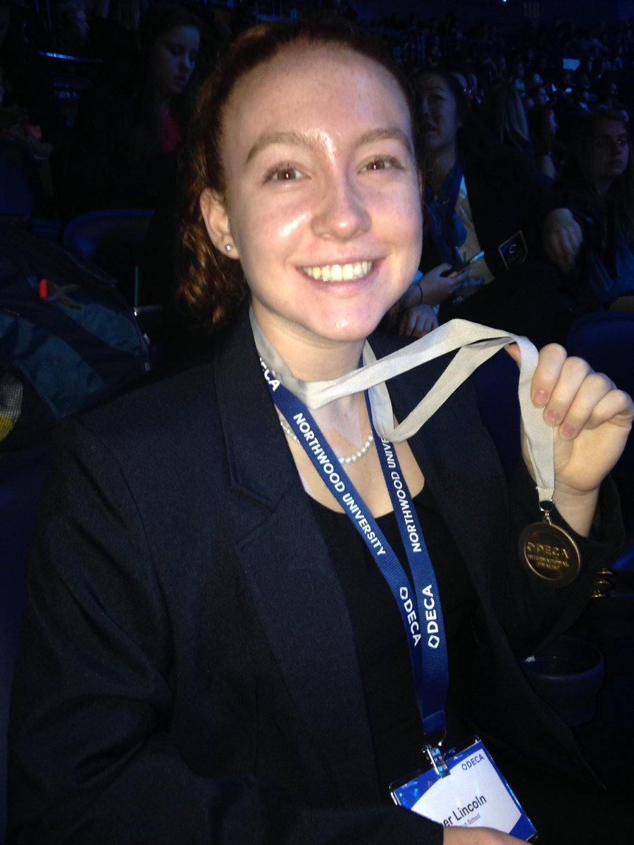 EPDECA's tweet photo. Piper wins an award for top test score!
@EPHS_Business #requiredforlife https://t.co/g9GqjNlZRl