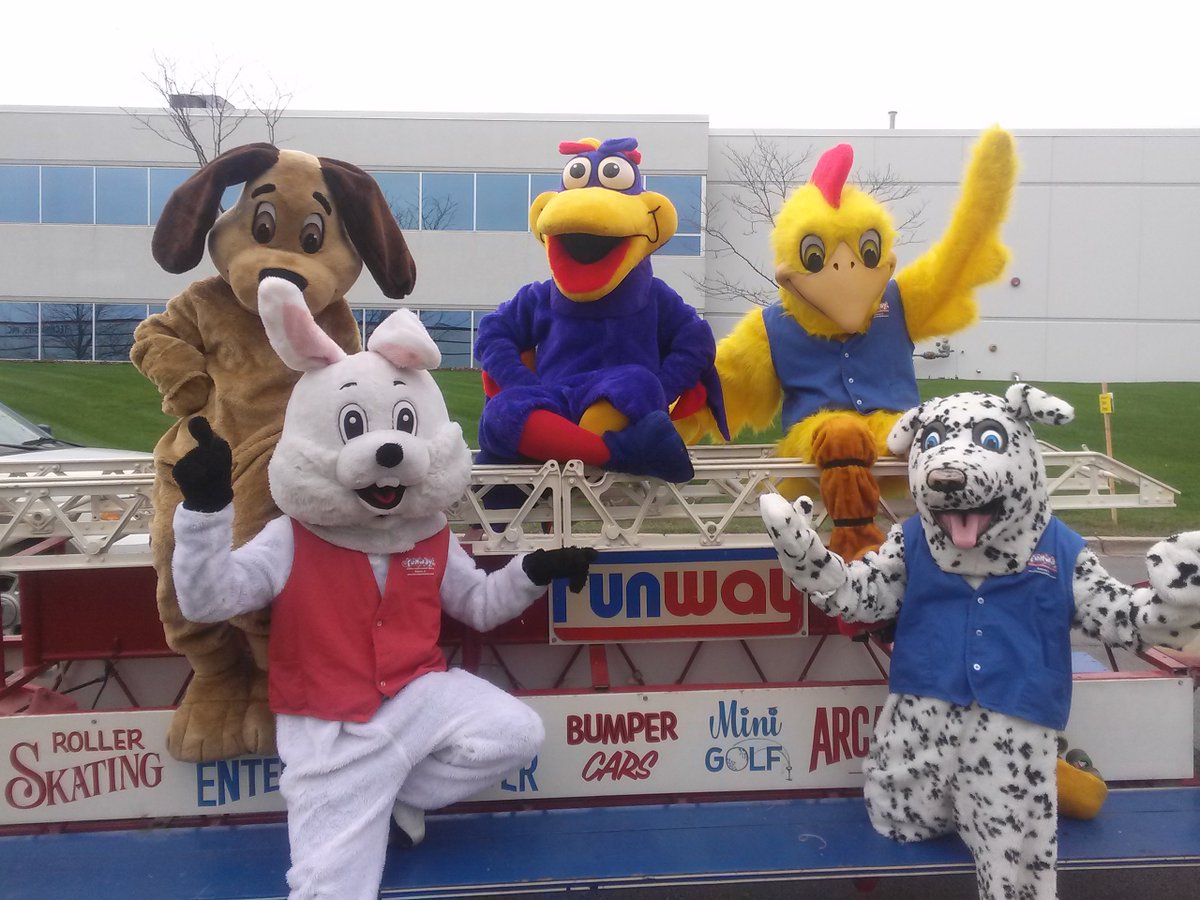 Join us #Sunday at the #LoyaltyDayParade!! It starts at 1:30! Here's a #throwback to the parade in 2014!