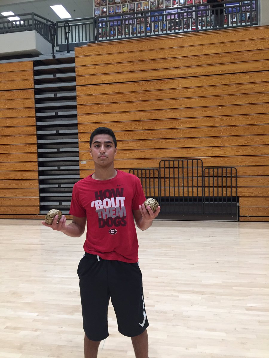 MCFootballCoach's tweet photo. Peter Rezk put in the work this AM to get the #Competitoroftheday honors in his group! Way to #AlwaysDeliver Peter! https://t.co/tWli0tPPSl