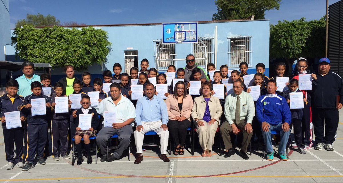 educaciongente's tweet image. #SEGAcámbaro reconoce a niñas y niños deportistas de la región que representarán a #GtoEducado en #CONDEBA Sinaloa