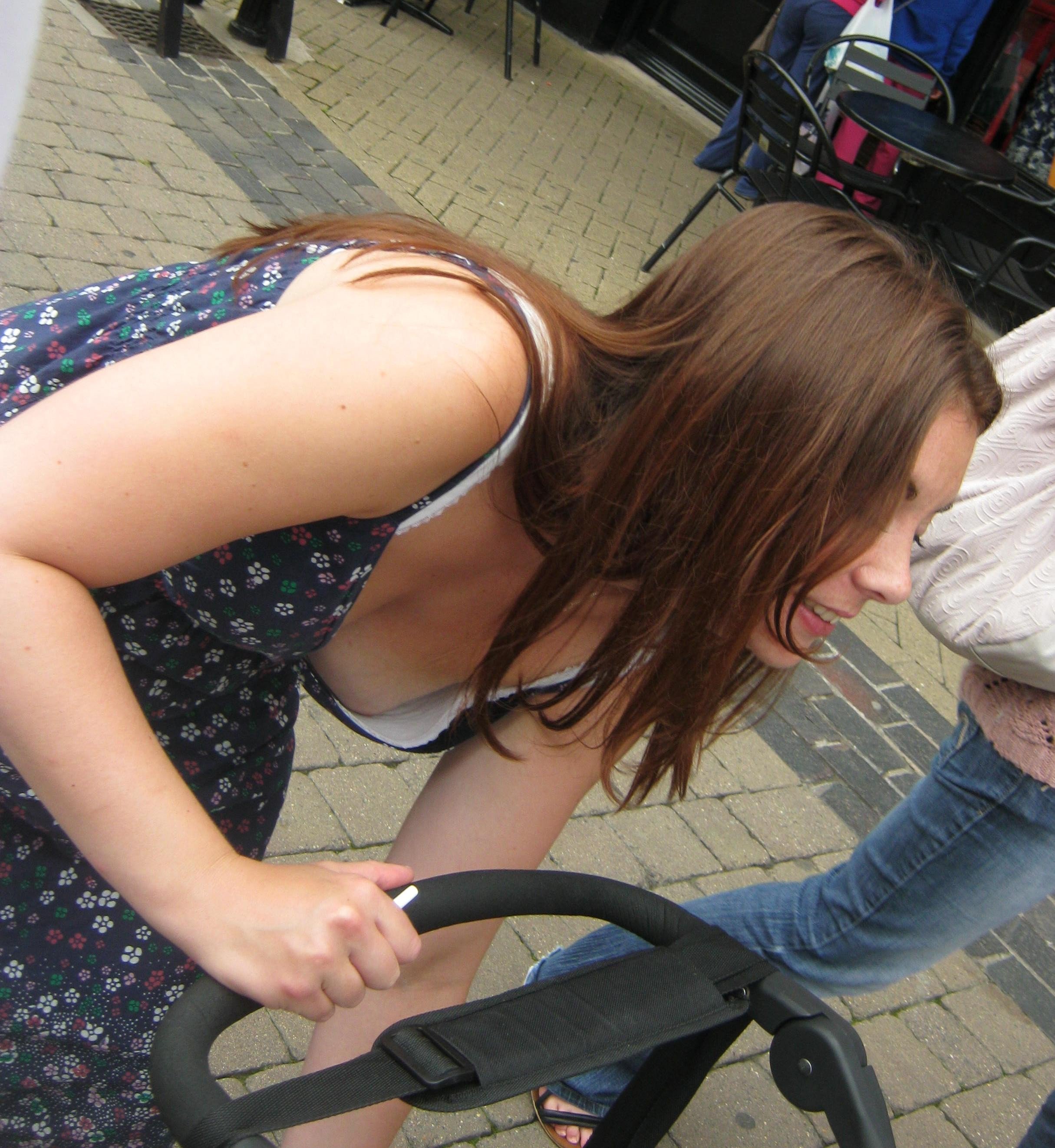voyeur nipples  / X