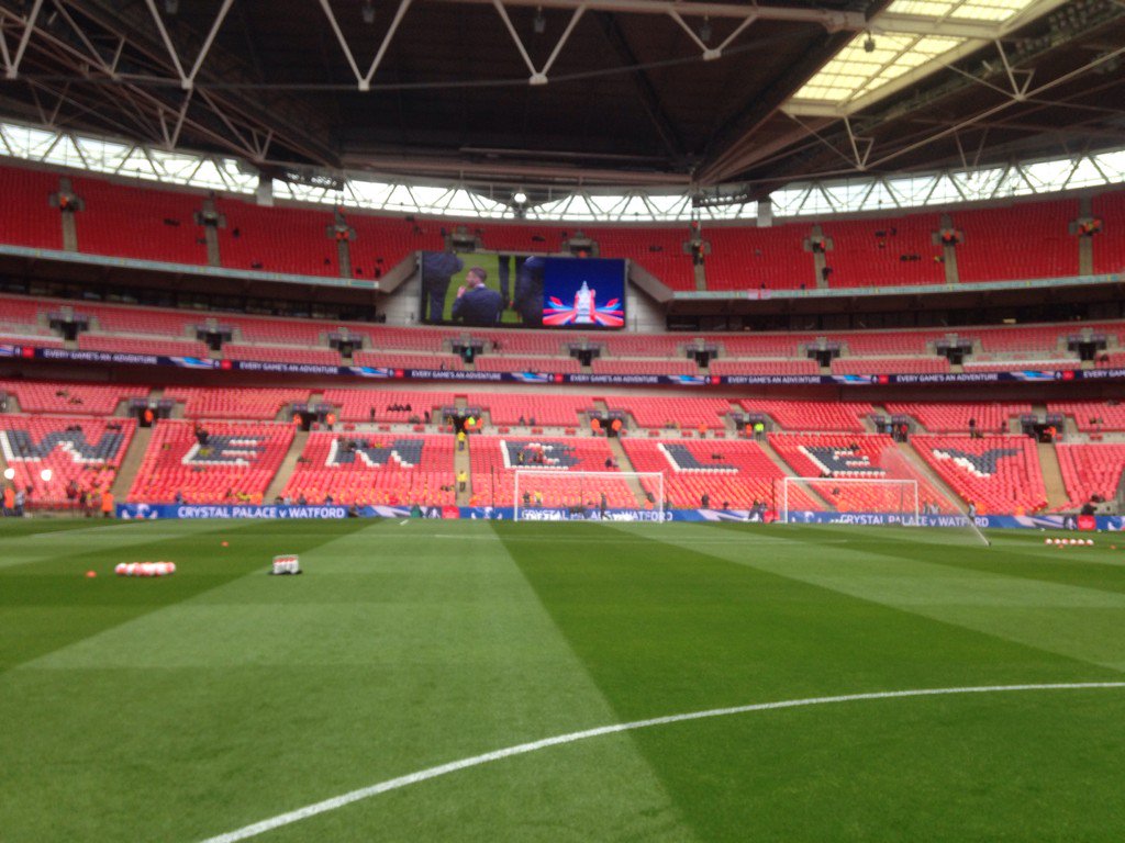dwightgayle's tweet photo. Buzzing to be in the final against united. Boys were unbelievable today #comeonyoupalace https://t.co/dn5jYpRCVN