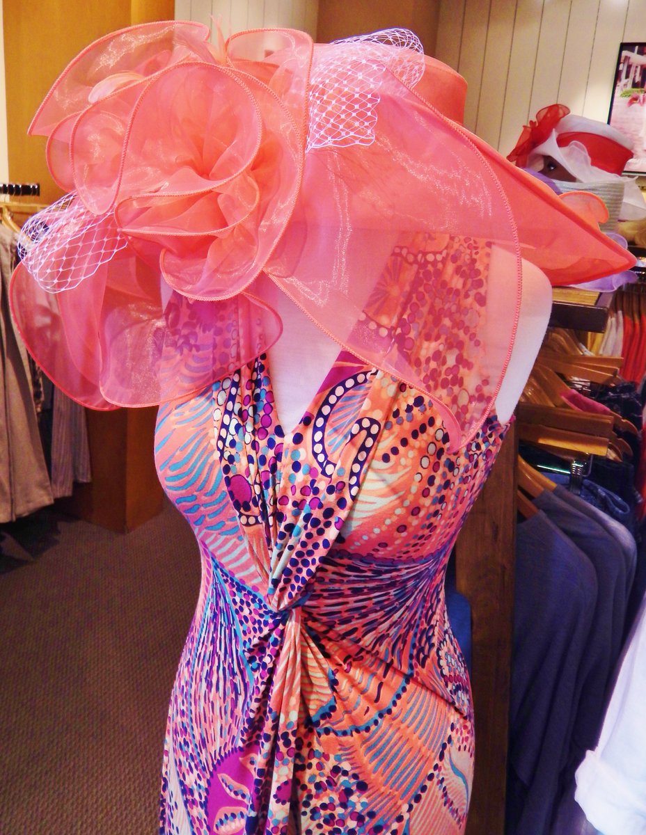 CovetWaco's tweet photo. Calling all ladies! Today is your last chance to grab a fabulous hat from our Trunk Show! See you soon! https://t.co/LuLS5an74C