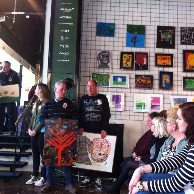 Opening expo schilderclub van <a href="/DeKlupApeldoorn/">de Klup Apeldoorn</a>. Mooi werk van mooie mensen. Kunst laat mensen stralen.