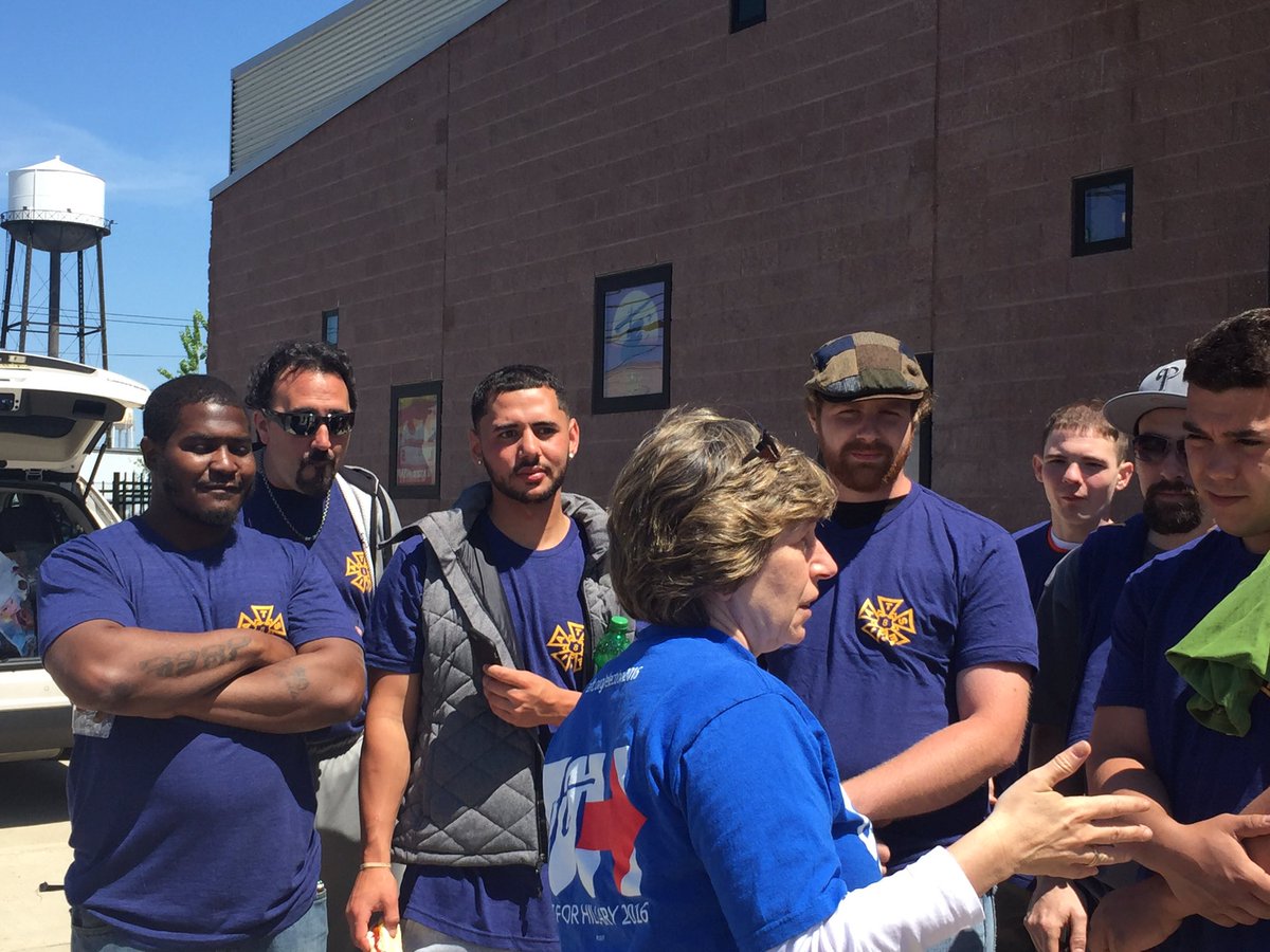 rweingarten's tweet photo. W/Mike Barnes pres #IIATSE Local 8, getting ready for labor walks in South Philly #phied #1u https://t.co/UMenNoeWr4