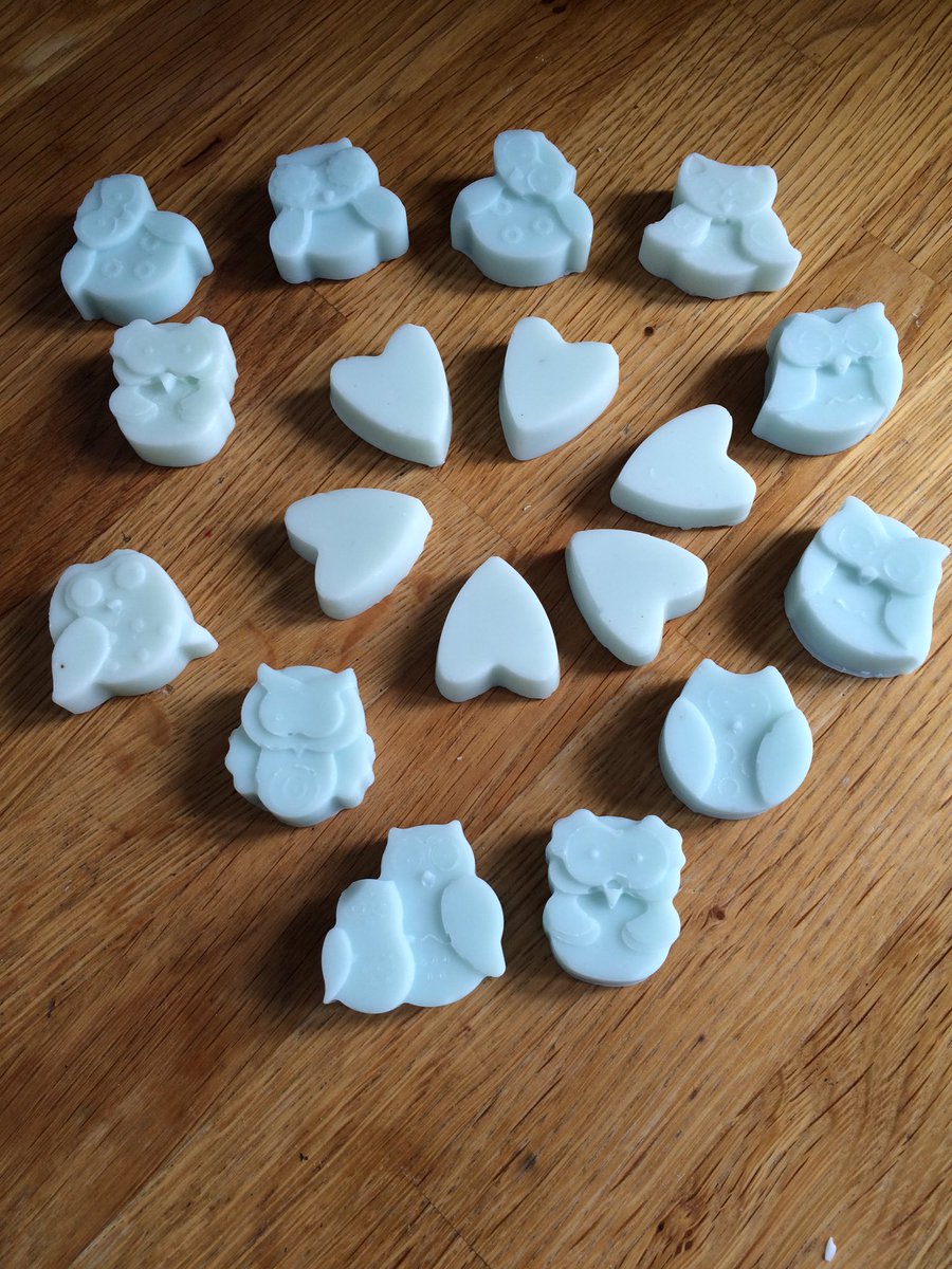 WhiteleyScent's tweet photo. Ylang Ylang wax melts #naturallythebest https://t.co/zvfJUatrQM