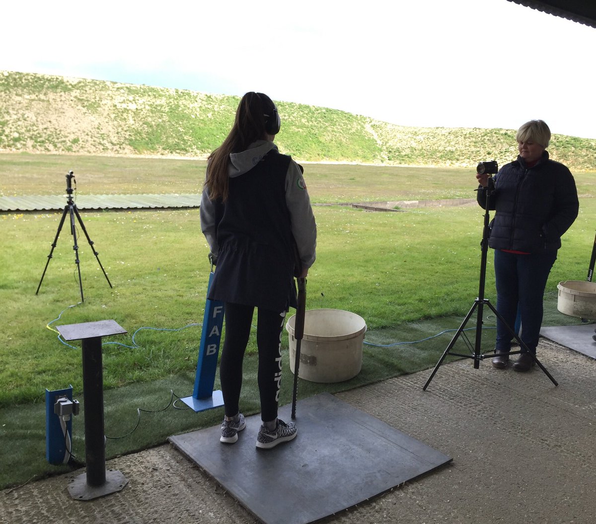 Analysing our shooting style using various camera angles! <a href="/NittyNorth/">Anita North</a> <a href="/nuttyclays/">NuttyShootingGround</a> <a href="/sdennisoptician/">Suzanne Dennis Optometrist Ltd</a> <a href="/cheddites/">ccartridges</a> #ot