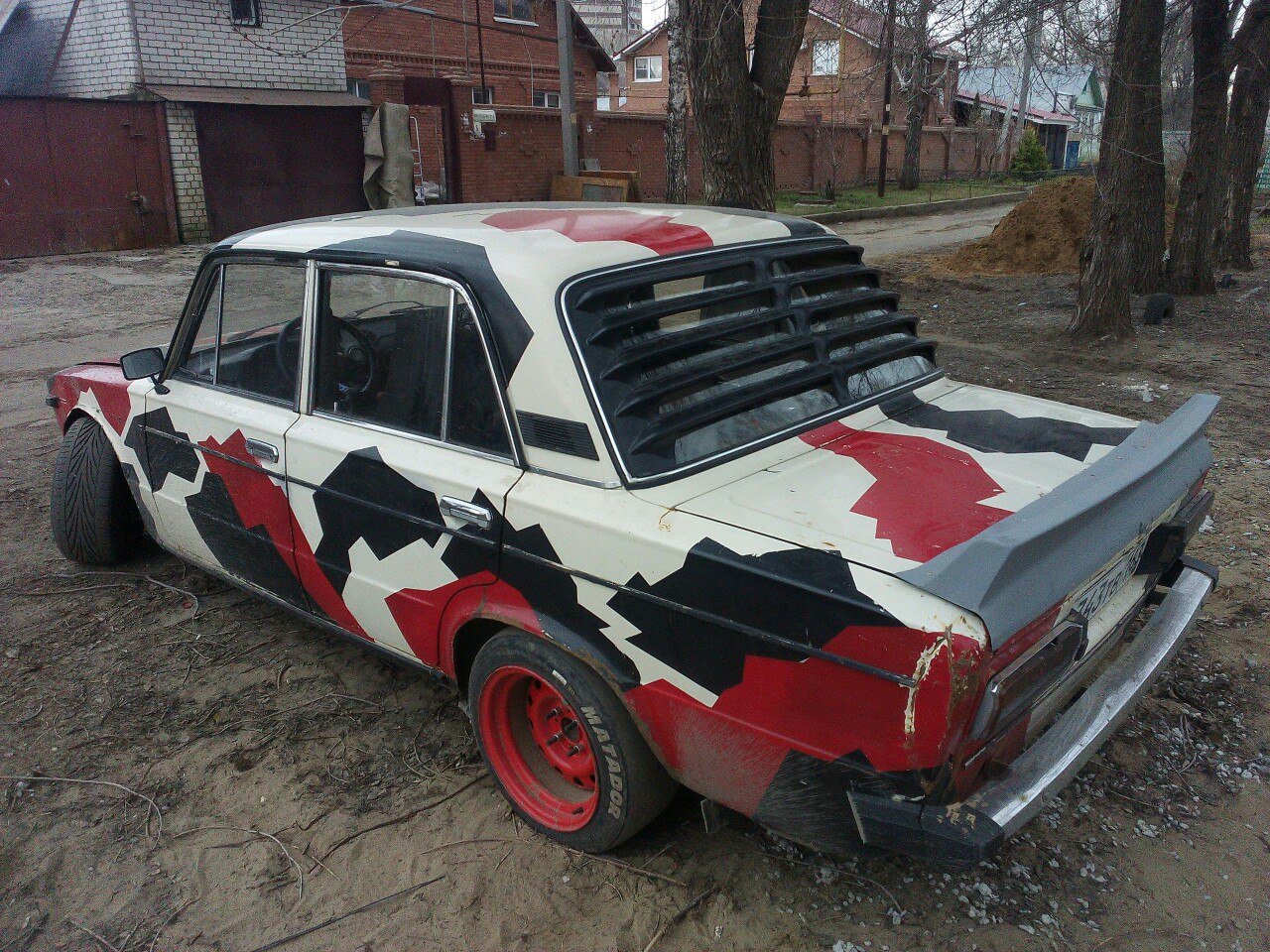 ВАЗ 2101 камуфляж Боевая классика