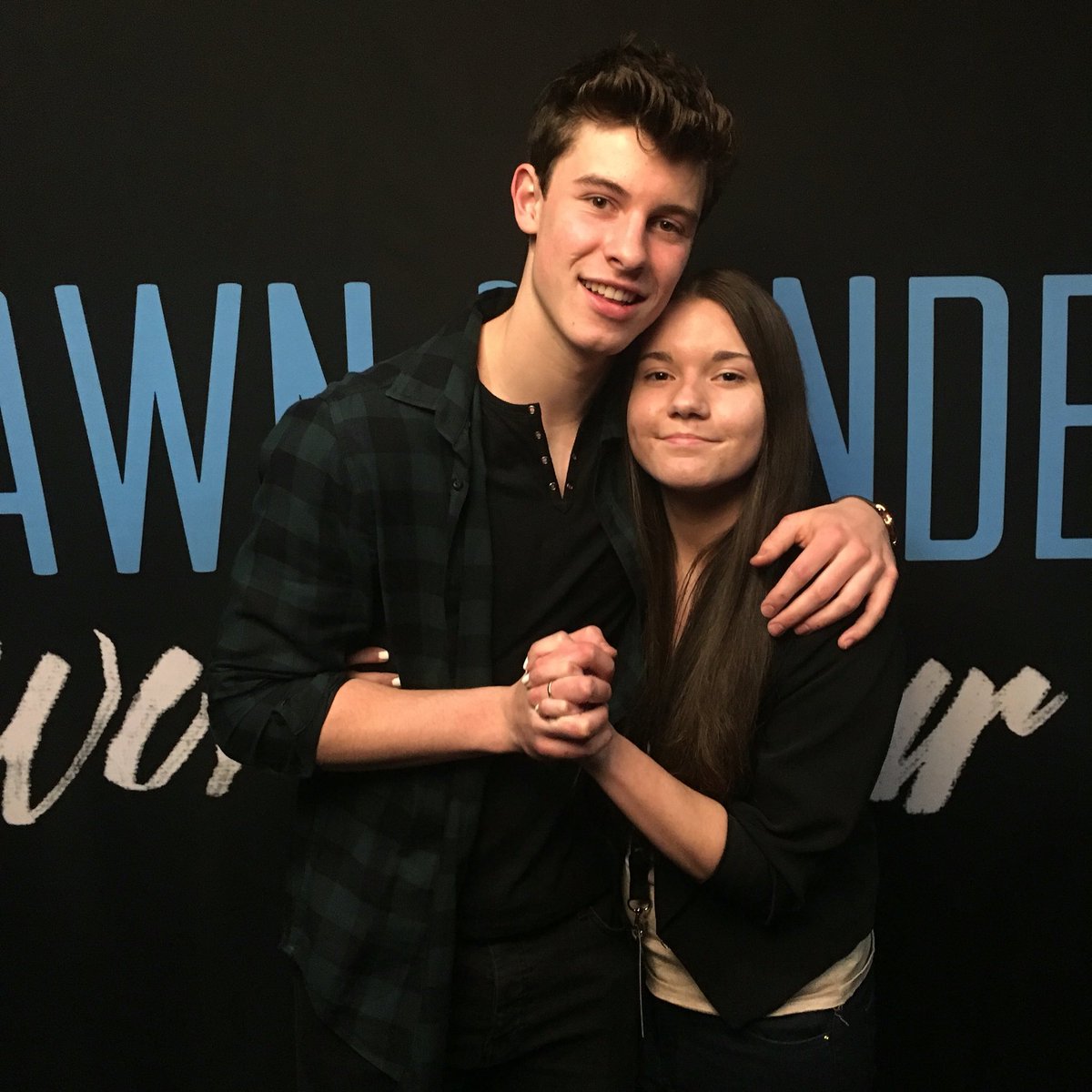 amysbreach's tweet photo. I MET THE LOVE OF MY LIFE ❤️ #ShawnWorldTourBerlin https://t.co/LtBrQKauum