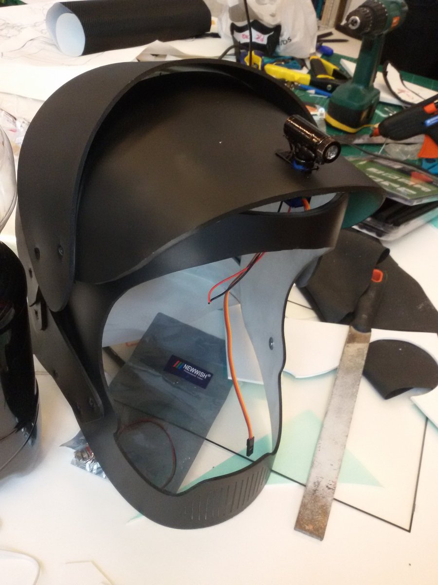 MarsUPV16's tweet photo. Almost ready!
#JetSetMars #MarsUPV #SpaceAppsVlc https://t.co/ifHAr4pcDi