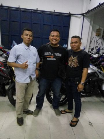 SahalaBudian's tweet photo. Bertemu dengan kawan lama di kota Bandung https://t.co/5fR0xRKczg