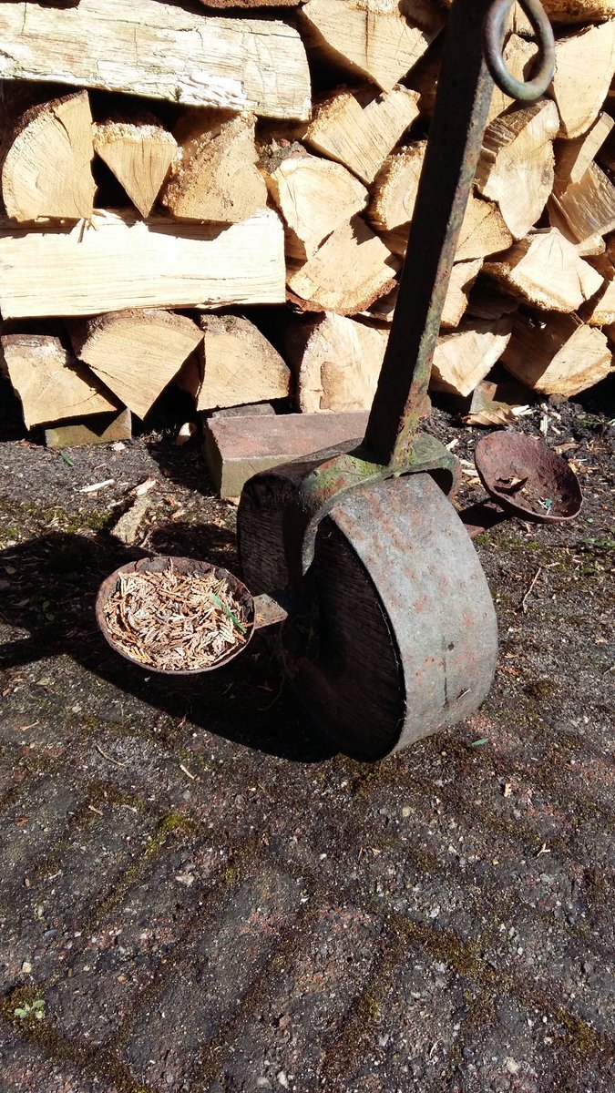 BoswachterRemco's tweet photo. Herkend iemand dit? #durfttevragen https://t.co/Zs00RZ9wxn