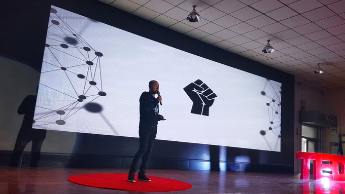 Watch Newbee's leaked NSFW photo on TwXstars