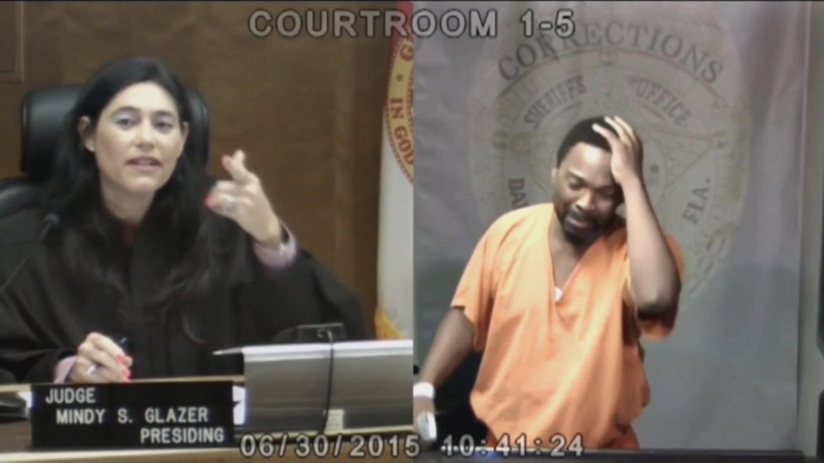 Judge has second encounter with former schoolmate bit.ly/1NJ7Btz?utm_me… https://t.co/ivdSgeh1SH