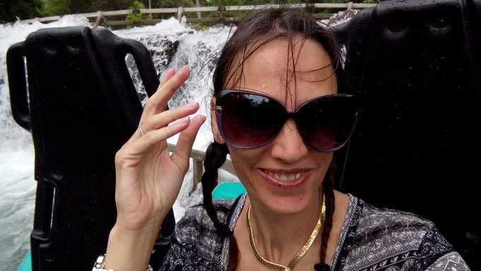 I am soaking #wet and ready to eat beer and wine festival happening now. https://t.co/9iPhTrNXI4<a href="/tag/wet"class="tags">#wet</a>