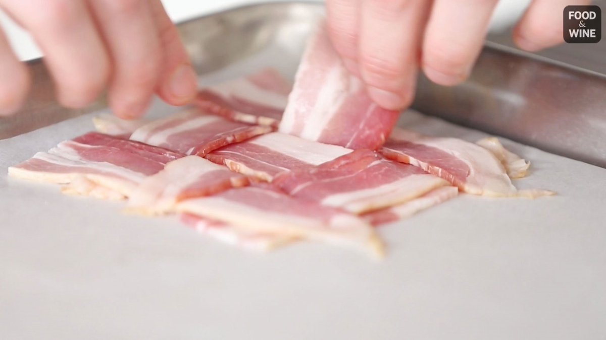 foodandwine's tweet photo. Do you bacon weave? https://t.co/XjsNUvTY2U #madgeniustips https://t.co/jopqOkXxYx
