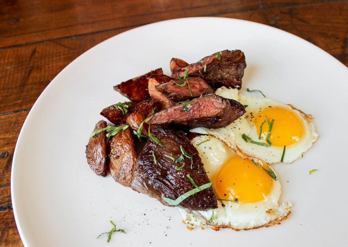 Steak and Eggs : hanger steak, sunny eggs &amp; red bliss potatoes #sundaybrunch