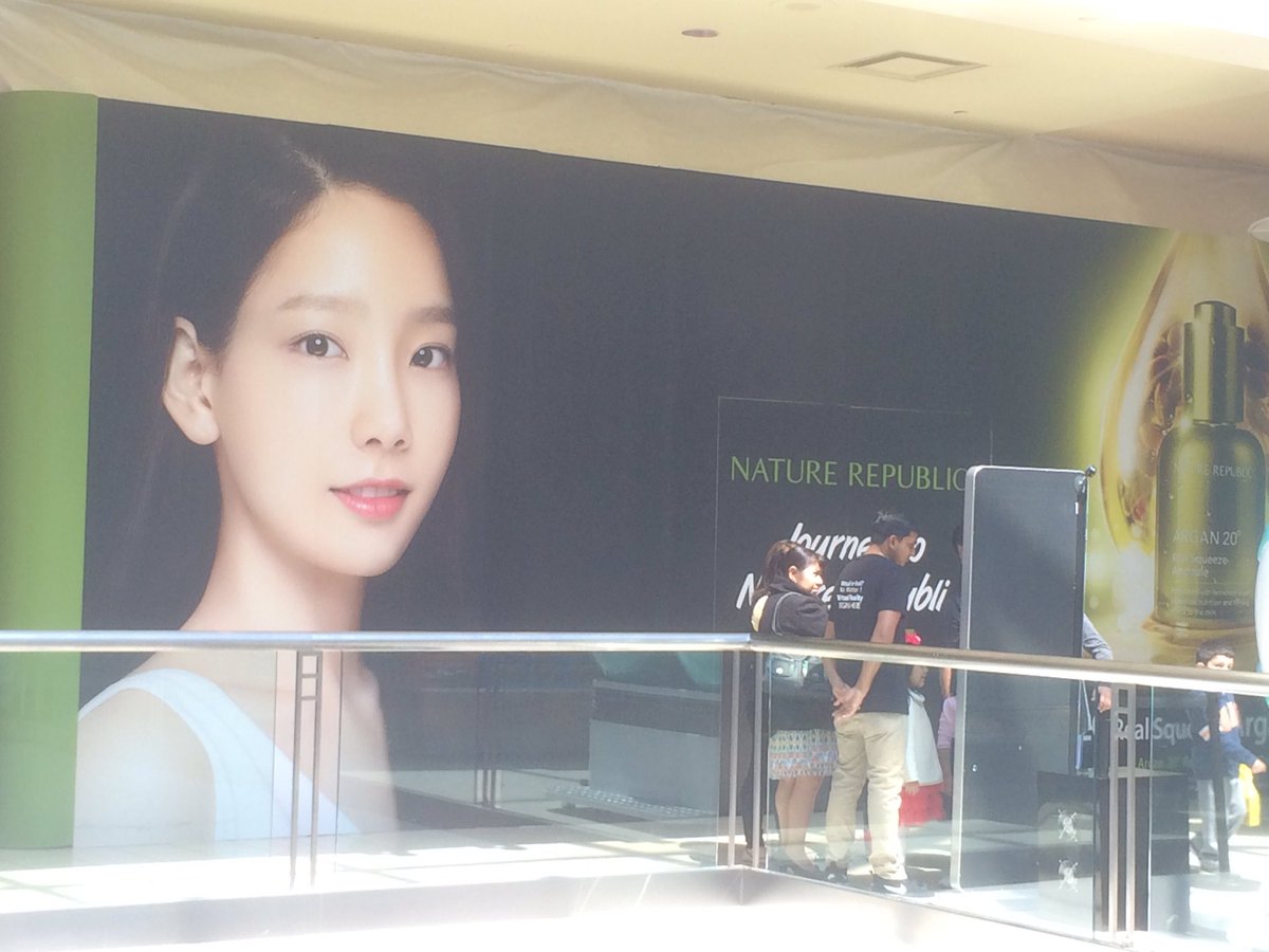 [OTHER][28-08-2013]Hình ảnh mới nhất từ thương hiệu mỹ phẩm "Nature Republic" của TaeYeon - Page 4 Cg0iBVmU8AAM1I1