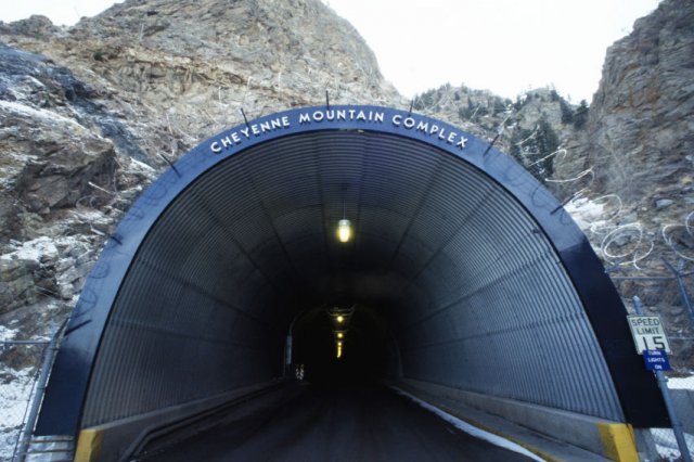 sean__harrison's tweet image. King under the mountain: Building Colorado’s Cold… arstechnica.com/information-te… #TechnologyLab #intrastructure #Military