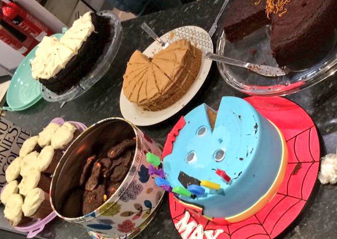JeffStamps's tweet photo. Spent a 'sweet' afternoon stuffing my self with cake while playing board games at SW Birmingham's #communitysunday https://t.co/vWd3nlTJWZ