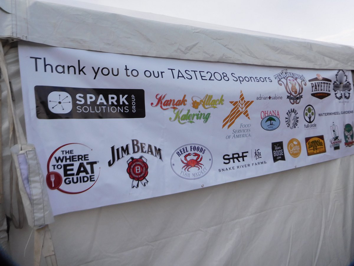 DiningDetective's tweet photo. @taste208 Big Crowd, Great Food, Wine , Beer and Spirits. Can't wait til next year @TheEatGuide https://t.co/Z3hGoeQX9q