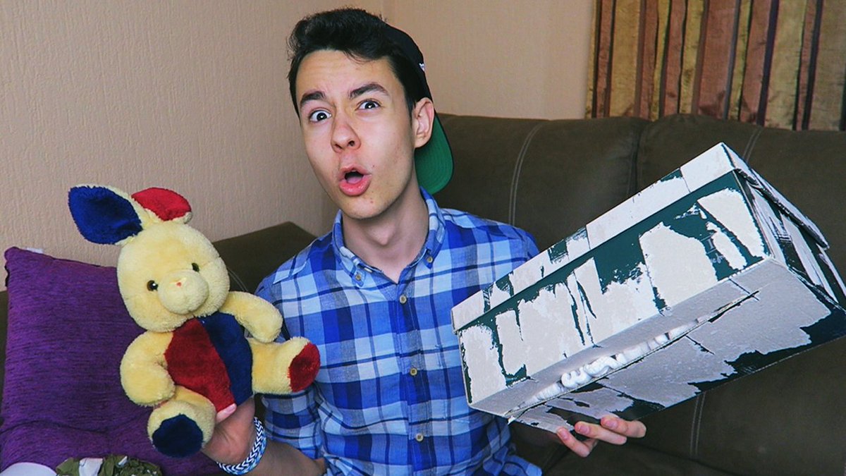 TheGrefg's tweet photo. #NewVIDEO

🎁😍🔥 "ABRIENDO LOS MEJORES REGALOS DEL MUNDO!!" 🔥😍🎁
RT chicos..? 😳😳😳 https://t.co/vCiuyC4rx3 https://t.co/UBdGf8NoF1