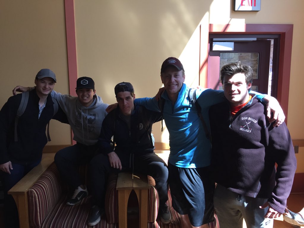 HamiltonResLife's tweet image. Patiently waiting- we love our juniors!