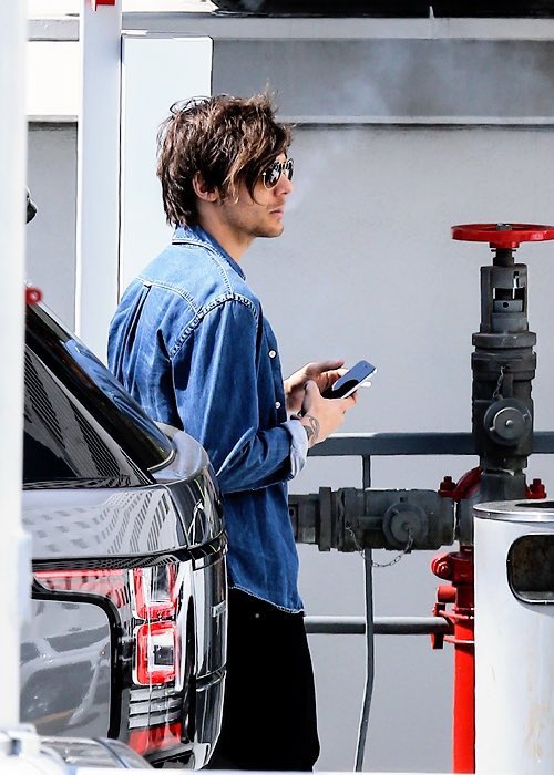 Theo Samuel Clinton, 21, savaş stratejisi, Zeus'un oğlu.