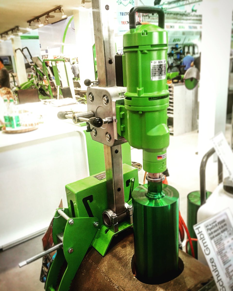 ChicagoDiamondX's tweet photo. Dr. Schulze PD500 Pipe Drill. Designed for drilling on any size pipe. #coredrilling #pipedrilling #madeingermany https://t.co/93mQT0M0C4